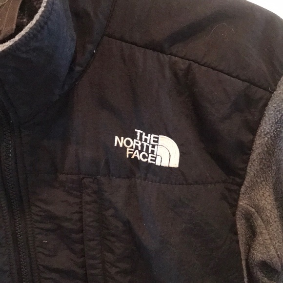 Grey/black north face fleece zip up - Picture 2 of 3